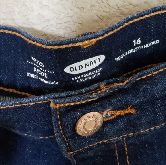 Old navy Size 16 regular fitted shorts - Picture 4 of 4